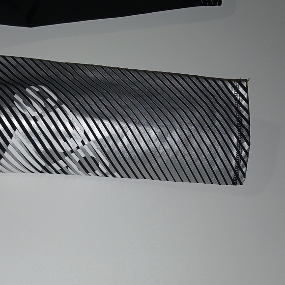 Adidas Aeroready Girls Pants Black Silver leggings Size Large 14 Euc - Picture 4 of 7